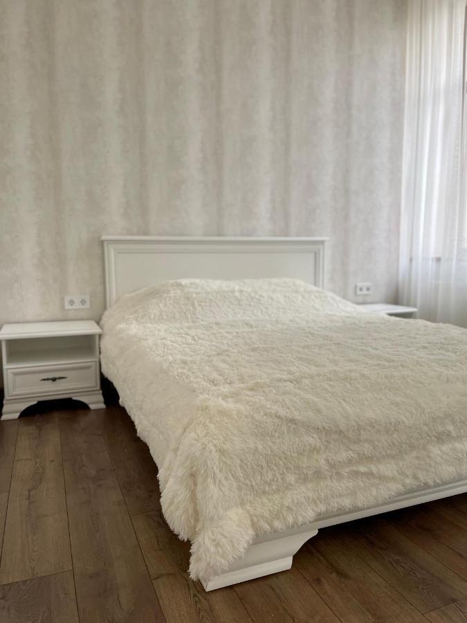 לבוב Pride Apartment מראה חיצוני תמונה